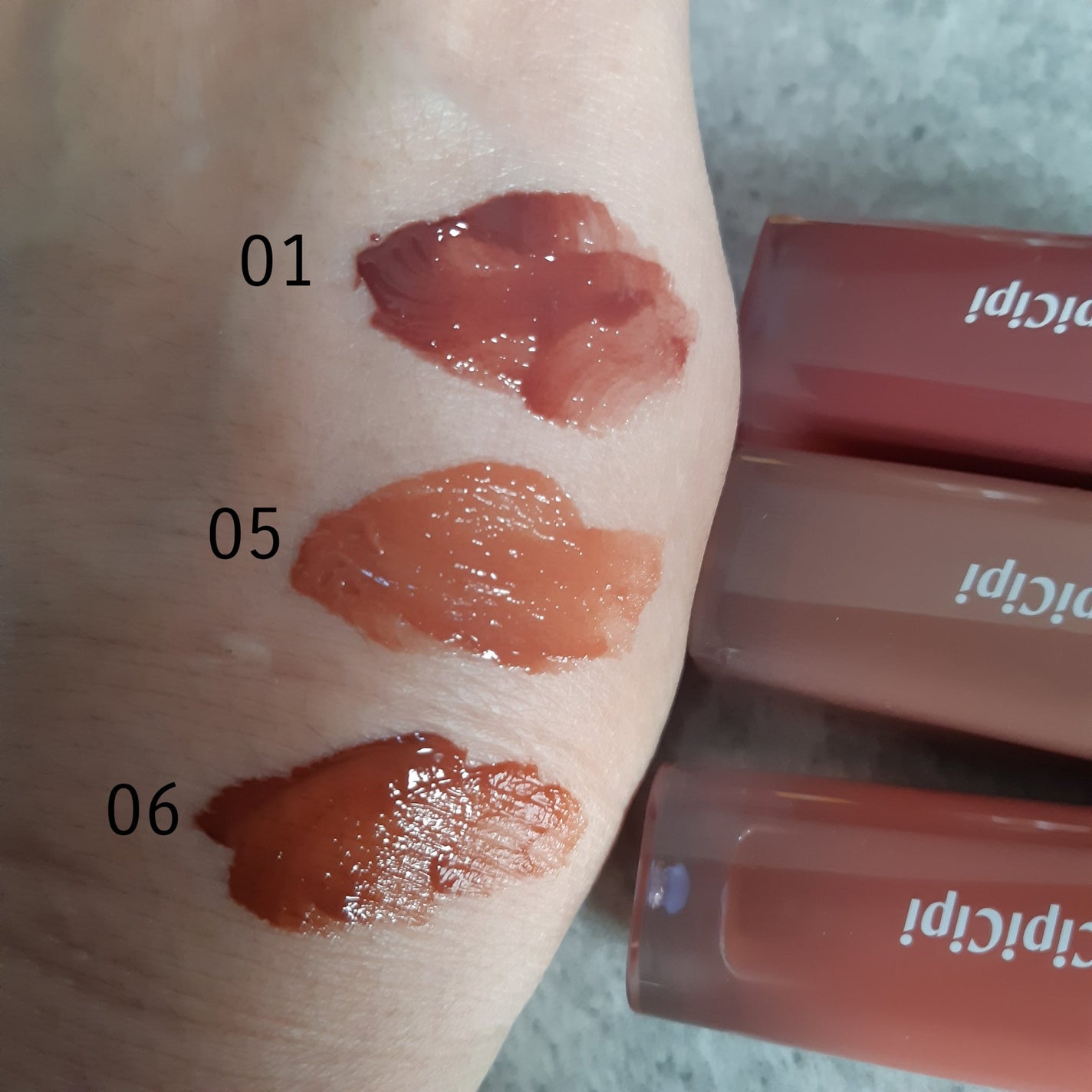 デューイフィルムティント/CipiCipi/リップティントを使ったクチコミ(2枚目)