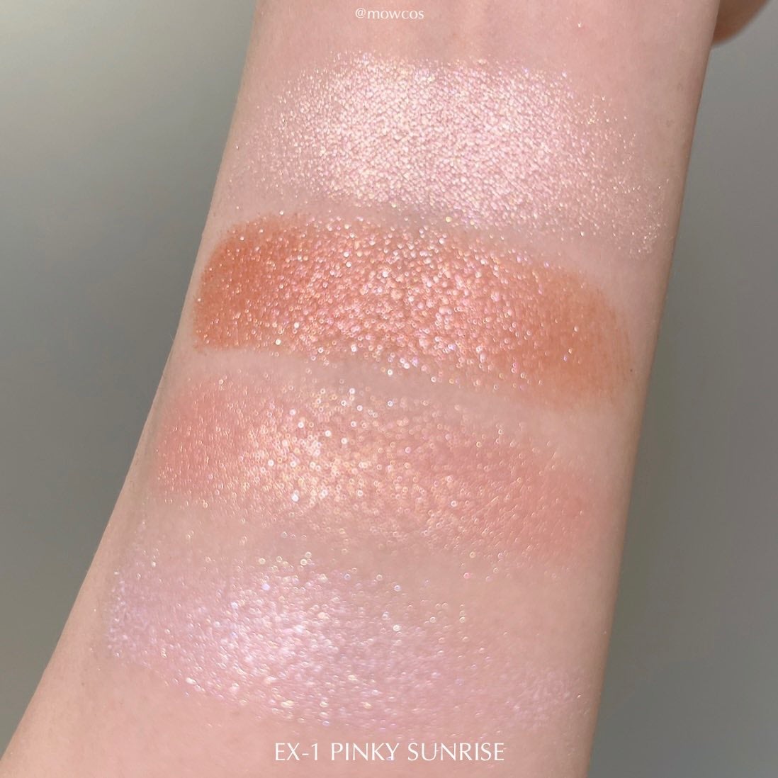 ビーチバカンスグリッターパレット/KATE/アイシャドウパレットを使ったクチコミ(3枚目)