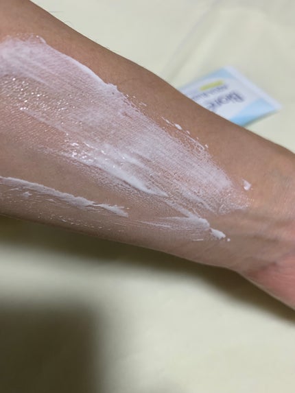 ビオレUV アクアリッチ ライトアップエッセンス/ビオレ/日焼け止めクリームを使ったクチコミ(4枚目)