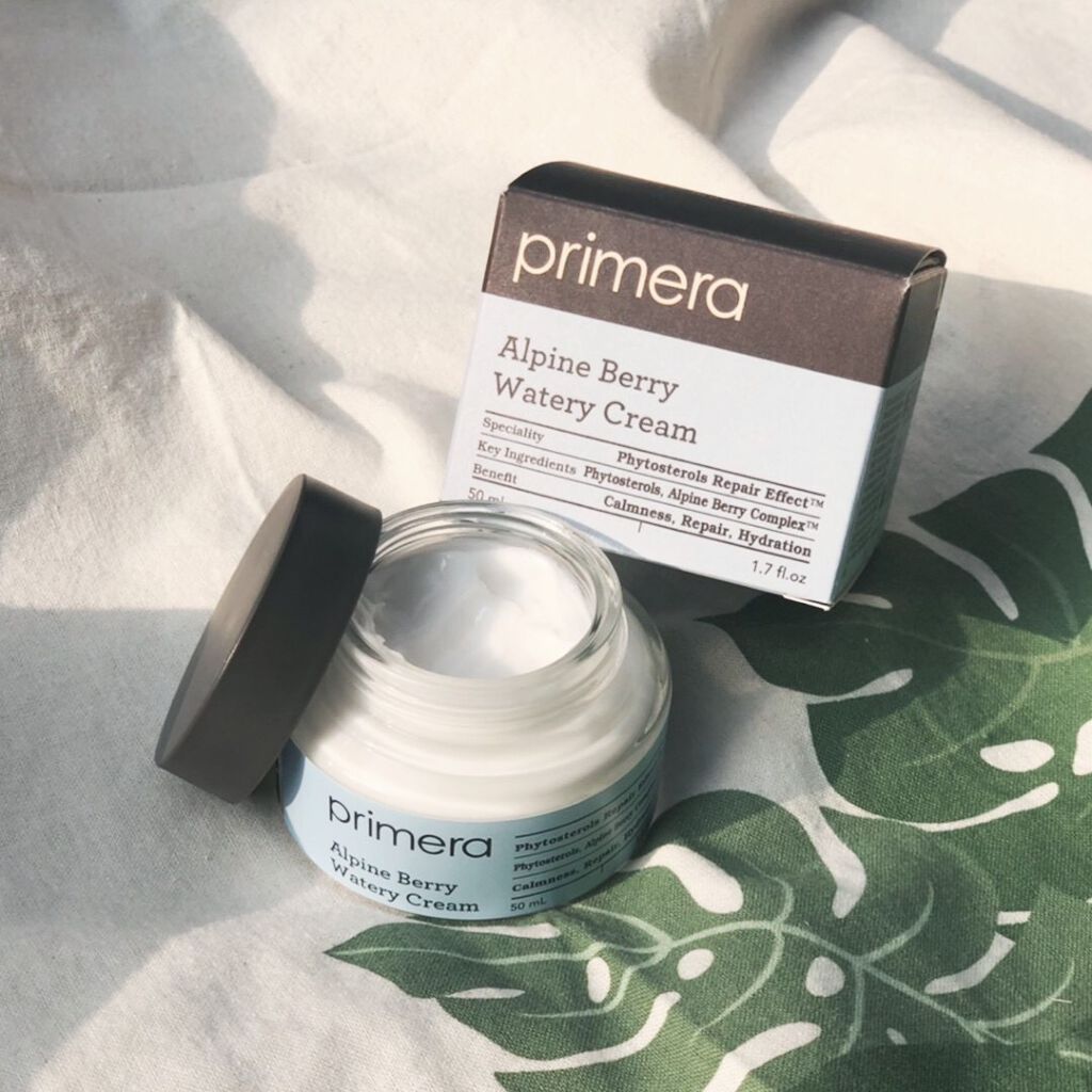 プリメラ
アルパインベリーウォータークリーム 50ml🌿

韓国の自然派🌱コスメで
有名なプリメラの大人気
水分クリーム💧がSNSで人気だったので、
購入してみました。

よく見ると乾燥肌さん向け💦で、
脂性肌さん向けは、
ウォータ