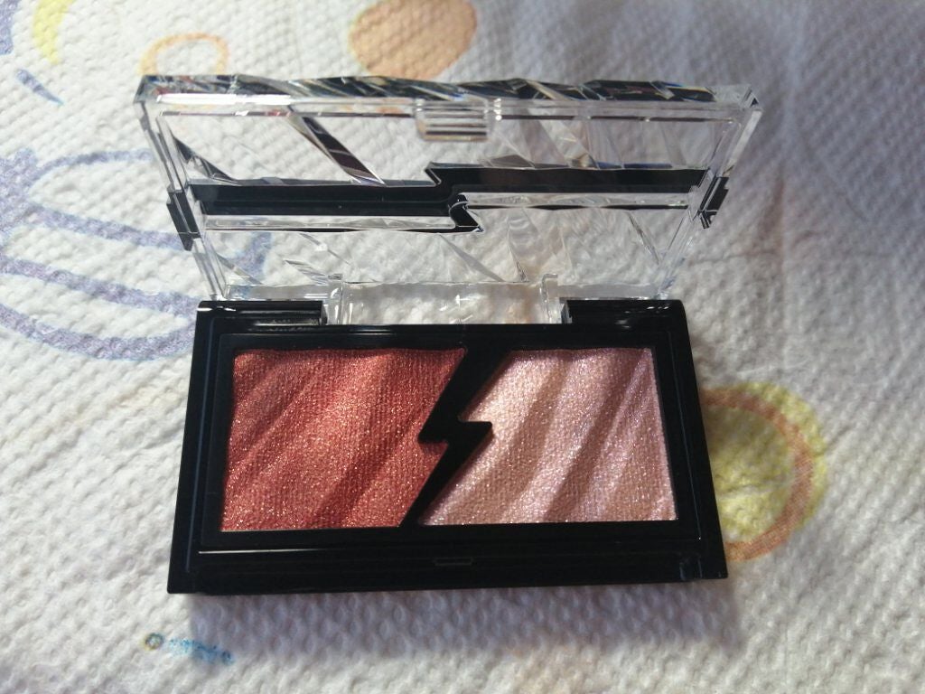 エレクトリックショックアイズ /KATE/アイシャドウパレットを使ったクチコミ(1枚目)
