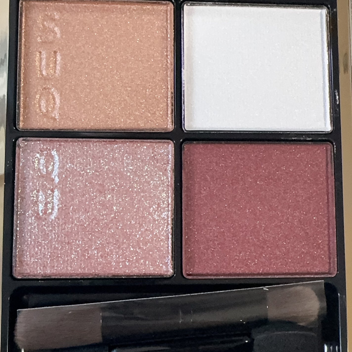 シグニチャー カラー アイズ/SUQQU/アイシャドウパレットを使ったクチコミ(2枚目)