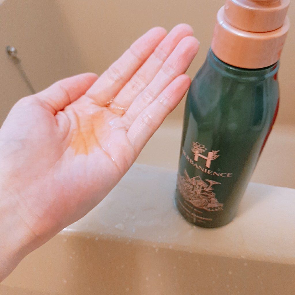 ハーバニエンス シャンプー・コンディショナー（グリーンローズ）/HERBANIENCE/市販シャンプーを使ったクチコミ（2枚目）