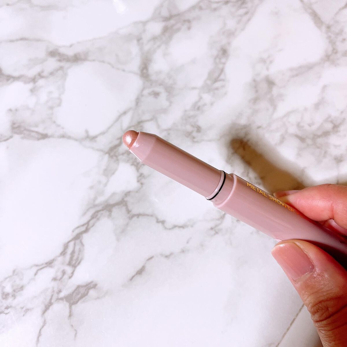 ウォンジョンヨ　メタルシャワーペンシル/Wonjungyo/スティックアイシャドウを使ったクチコミ（2枚目）