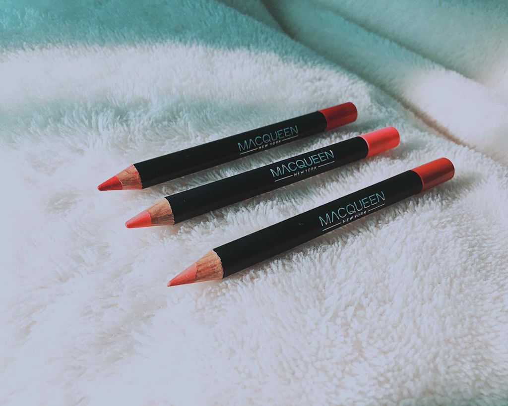 レトロ ベルベット リップペンシルキット/MACQUEEN NEWYORK/口紅を使ったクチコミ(3枚目)
