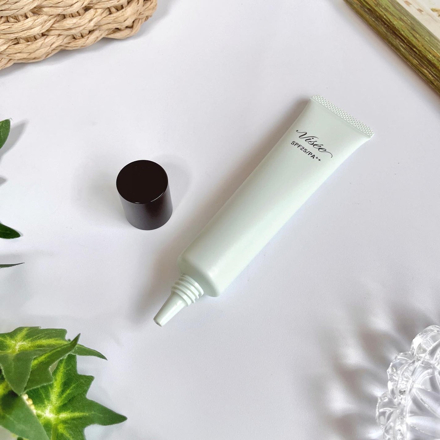 トーンアップ スキン デザイナー/Visée/化粧下地を使ったクチコミ(2枚目)