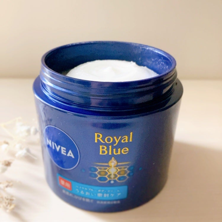 ニベア ロイヤルブルーボディクリーム うるおい密封ケア/ニベア/ボディクリームを使ったクチコミ(2枚目)