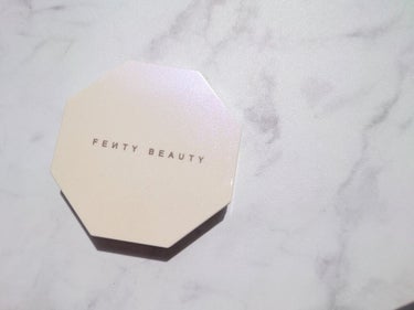 KILLAWATT/FENTY BEAUTY BY RIHANNA/パウダーハイライトを使ったクチコミ（2枚目）