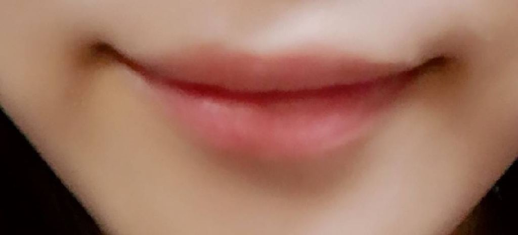 ナチュラルカラーリップ パーフェクトエッセンス/ニベア/リップケアを使ったクチコミ（2枚目）