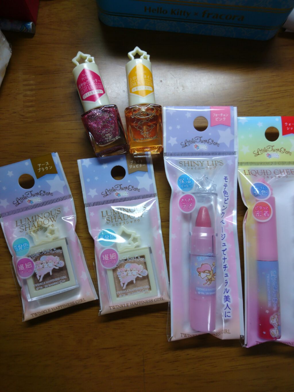 TWINKLE HAPPINESS GIRL/セリア/スティックアイシャドウを使ったクチコミ（1枚目）