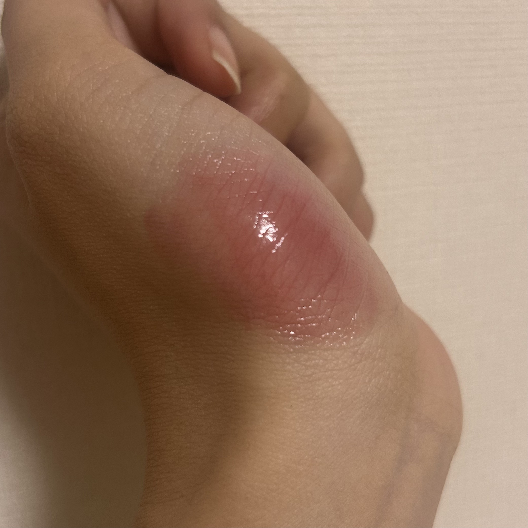 エッセンシャル リップチーク タップ 03 ロージーブロー(ROSY BLOW)/CLIO/ジェル・クリームチークを使ったクチコミ（2枚目）