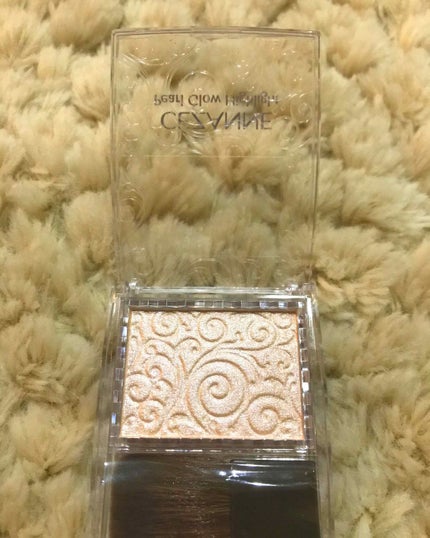 パールグロウハイライト/CEZANNE/パウダーハイライトを使ったクチコミ(2枚目)