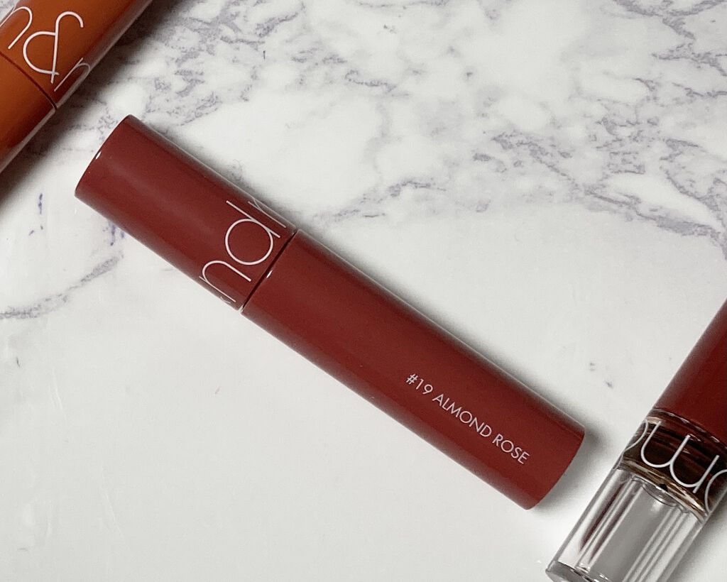 ジューシーラスティングティント/rom&nd/リップティントを使ったクチコミ（1枚目）