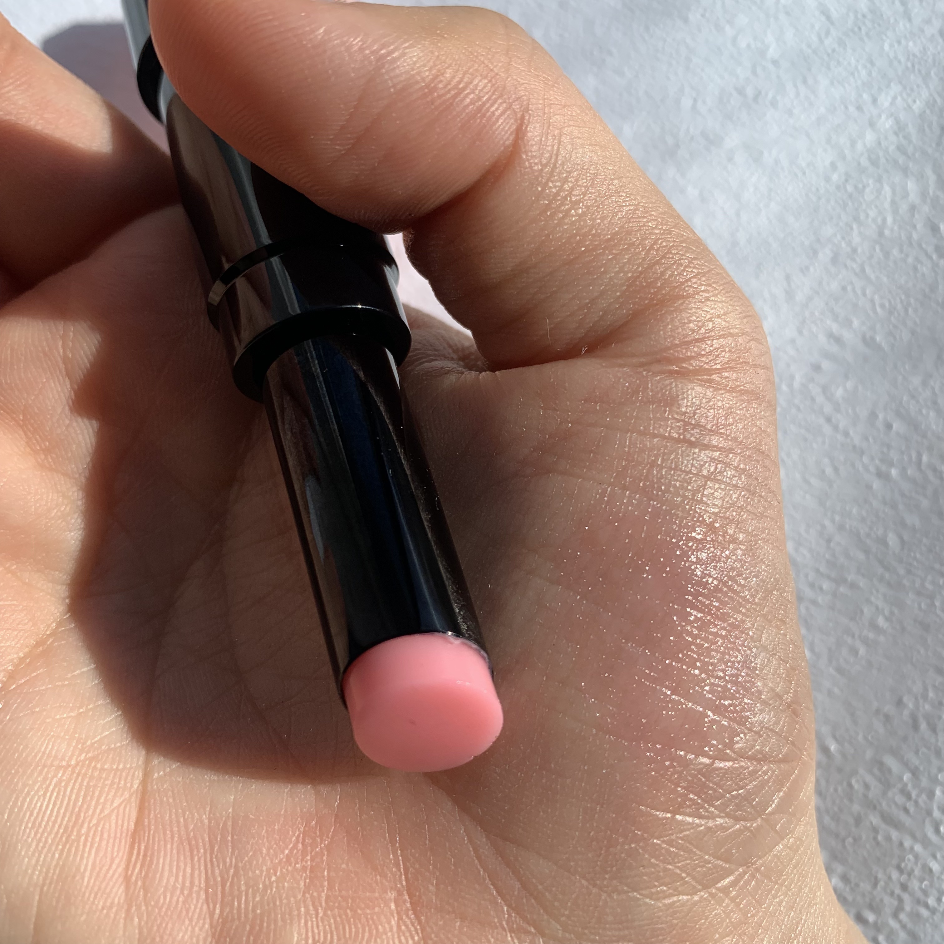 センシュアル ヌードバーム 112 BORN FREE/HERA/リップバームを使ったクチコミ（3枚目）