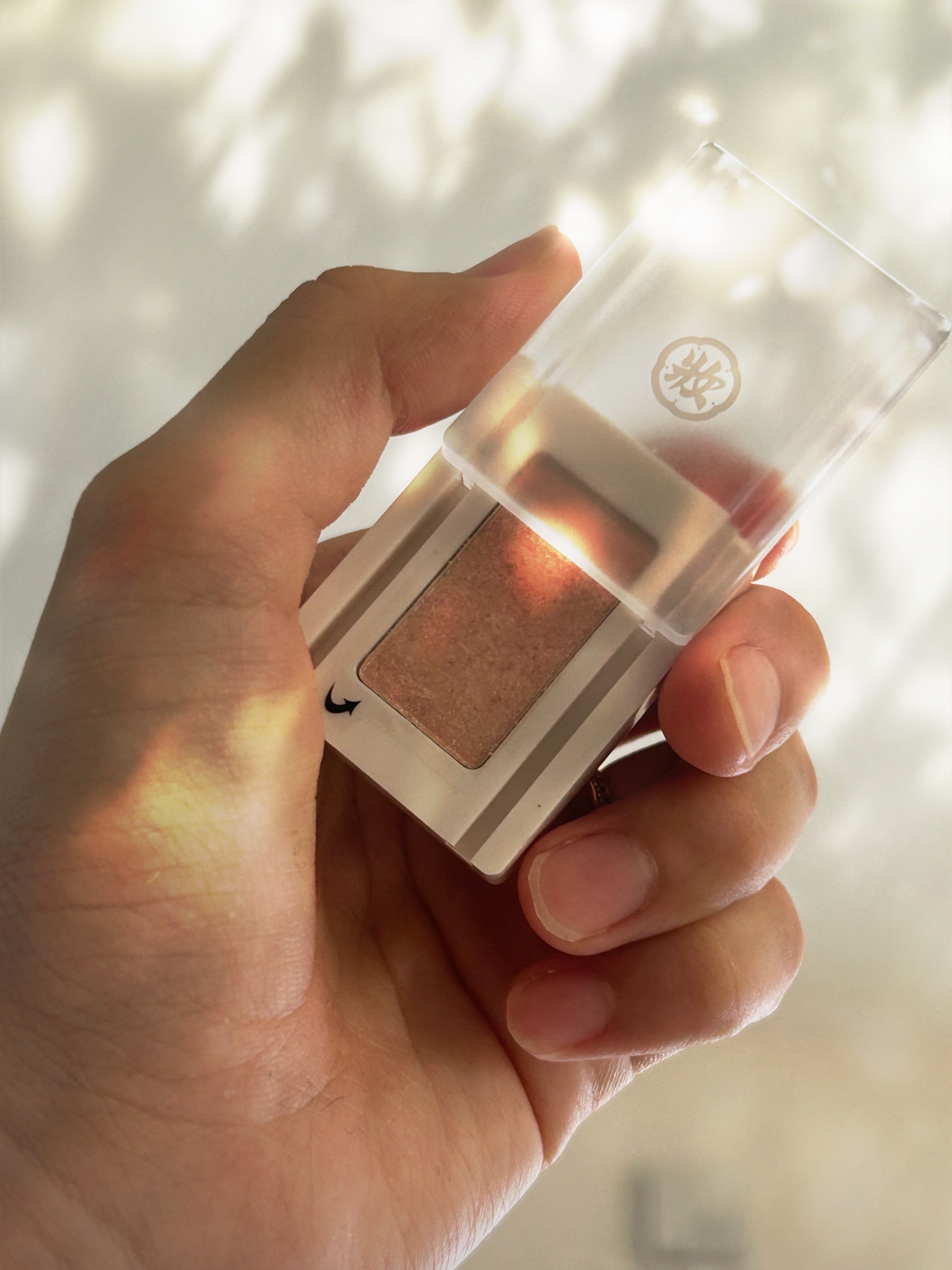 麻雀アイシャドウ/和粧/単色アイシャドウを使ったクチコミ（1枚目）