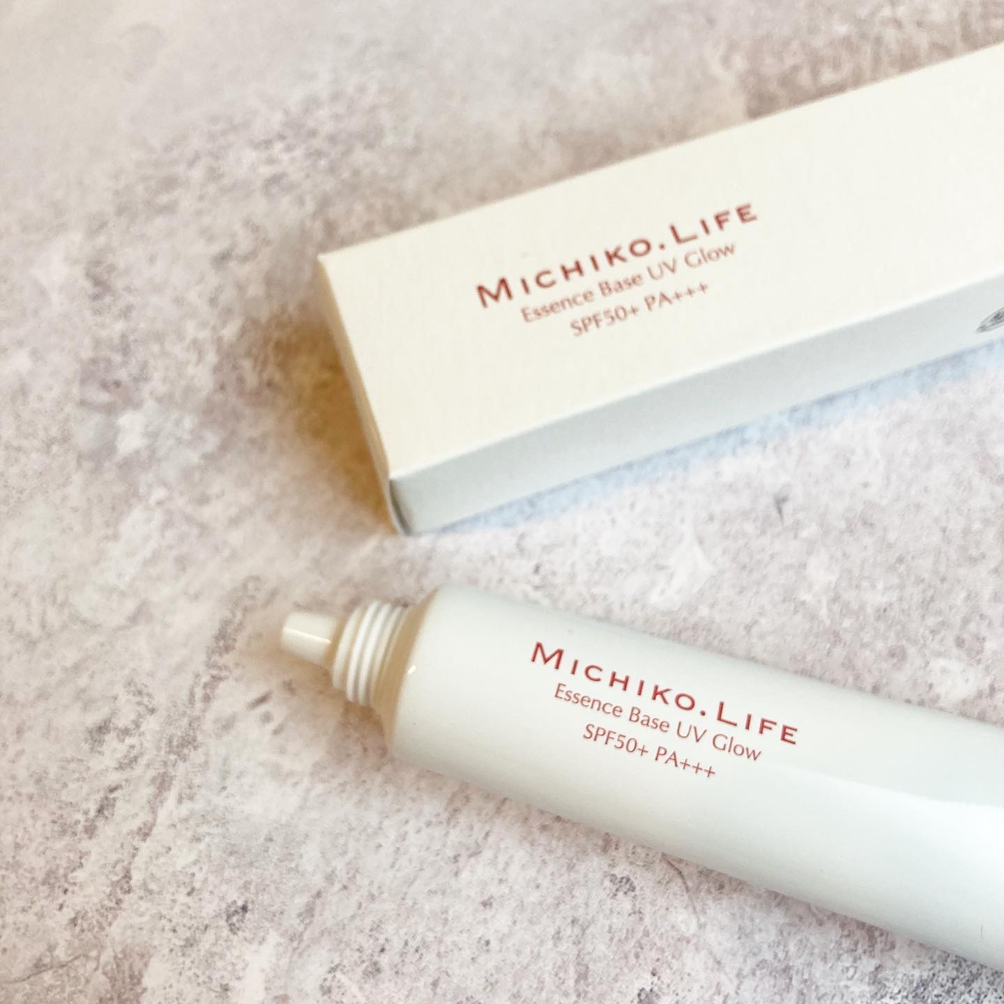 試してみた】エッセンスベースUVグロウ MICHIKO.LIFEのリアルな口コミ