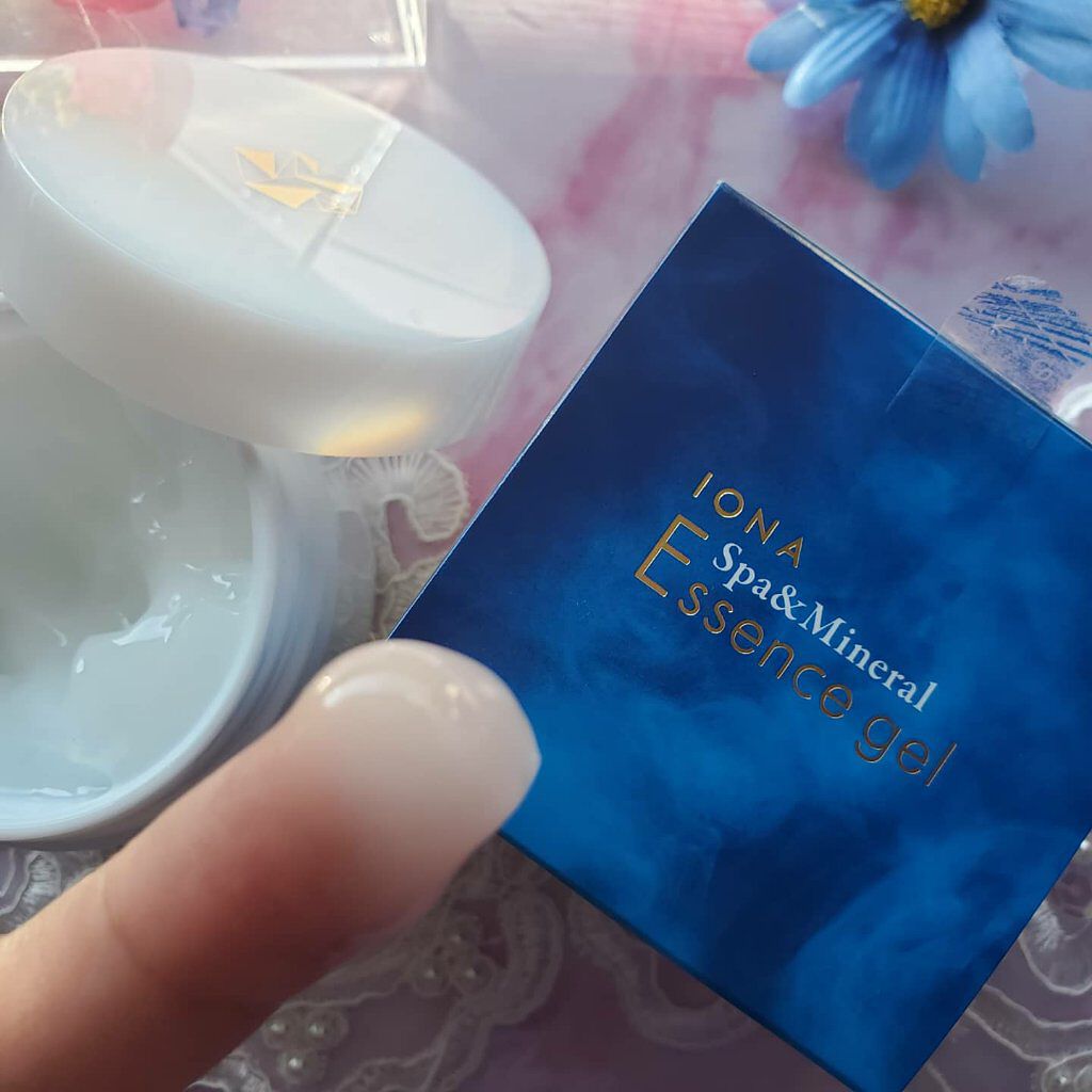 エッセンス ジェル/イオナ スパ&ミネラル/オールインワン化粧品を使ったクチコミ(3枚目)