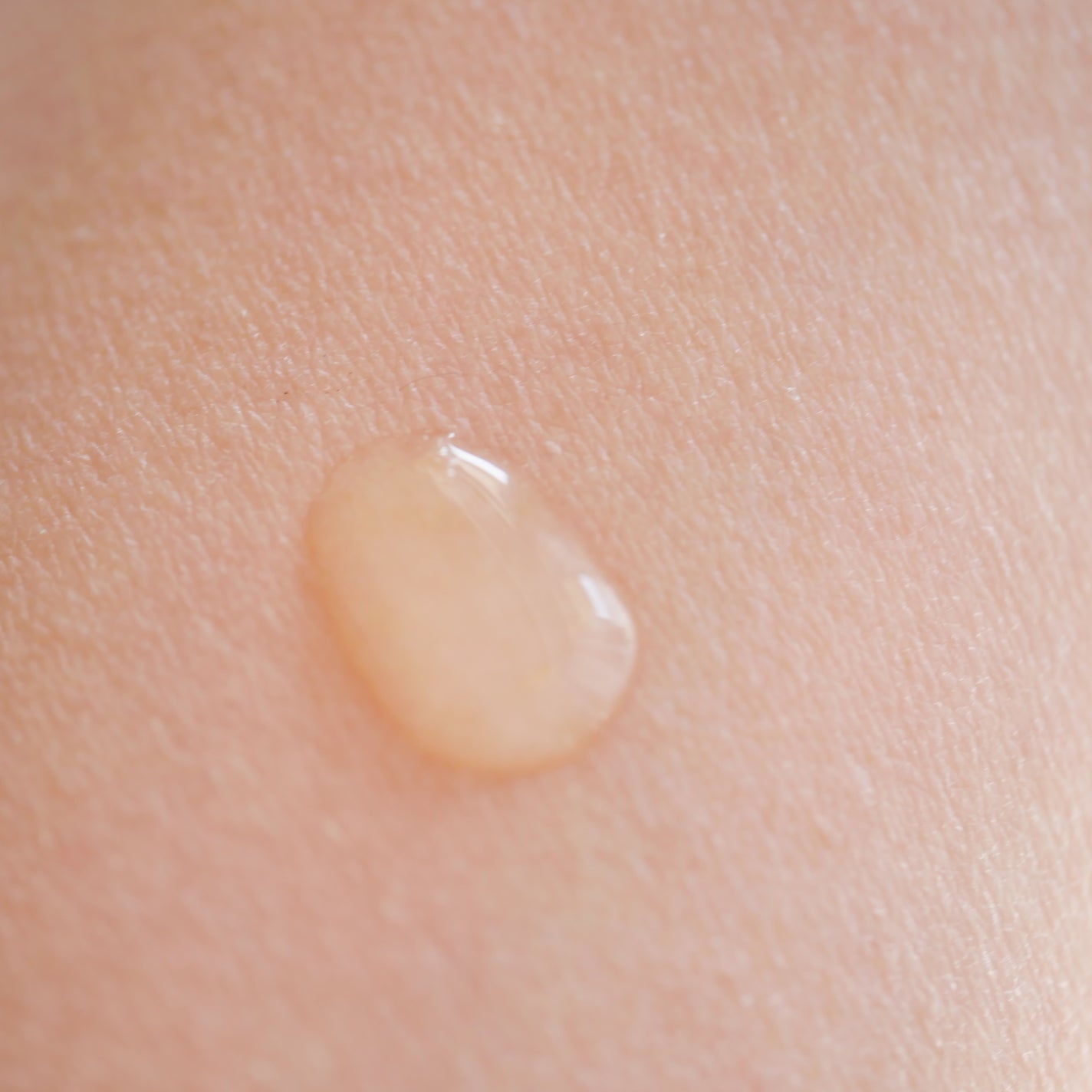 1899 ウォータリー オイルエッセンス/Donginbi(ドンインビ/韓国)/美容液を使ったクチコミ(4枚目)