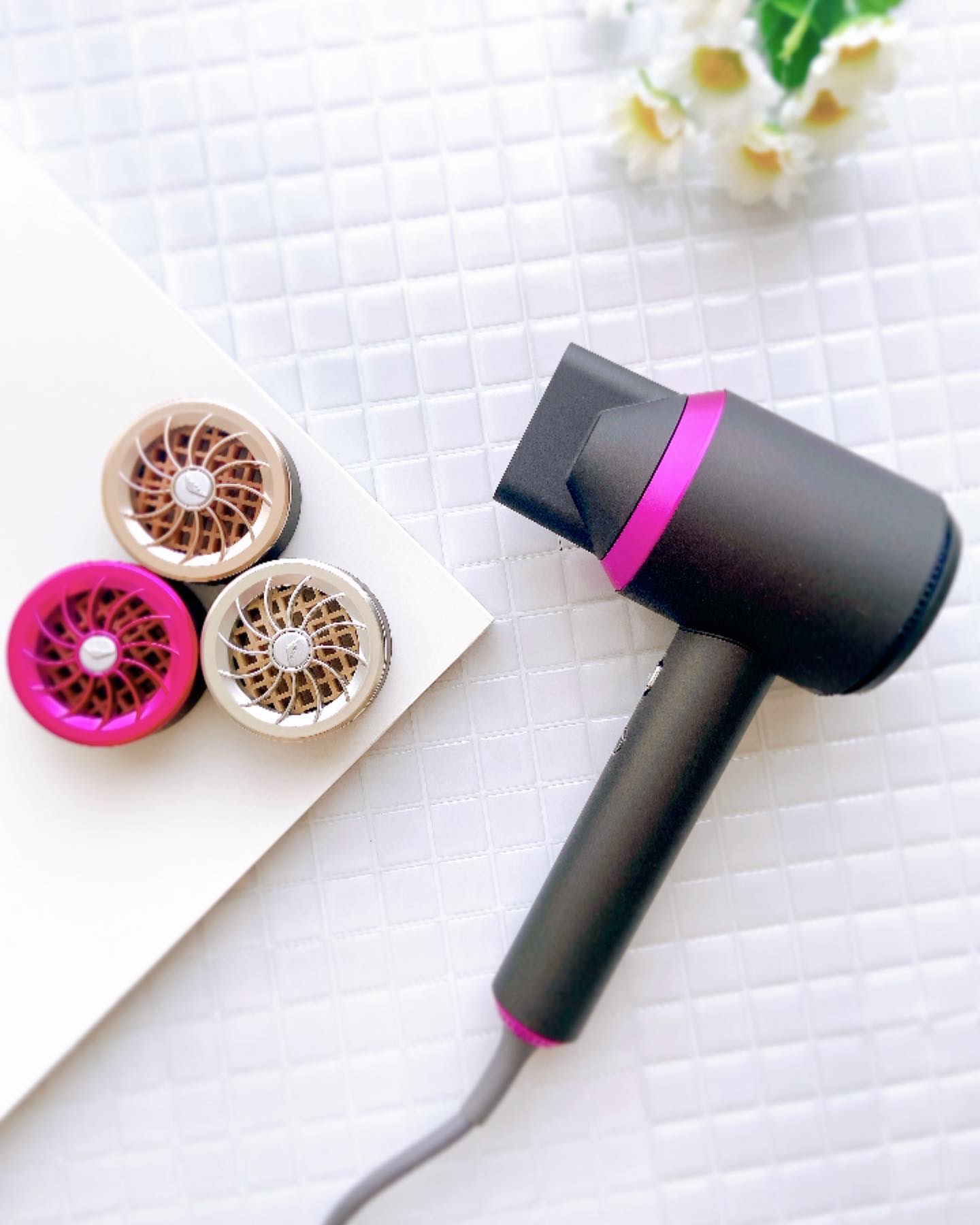 𓂃◌𓈒𓐍 
　
　
早く乾かせて　
美髪になれるドライヤー　
そんな子育て中のママにもぴったりなヘアドライヤー　
　
━━━━━━━━━━━━━━━ 
　ECOALA Quick Hair Dryer 
　　オールインワンセット　
━