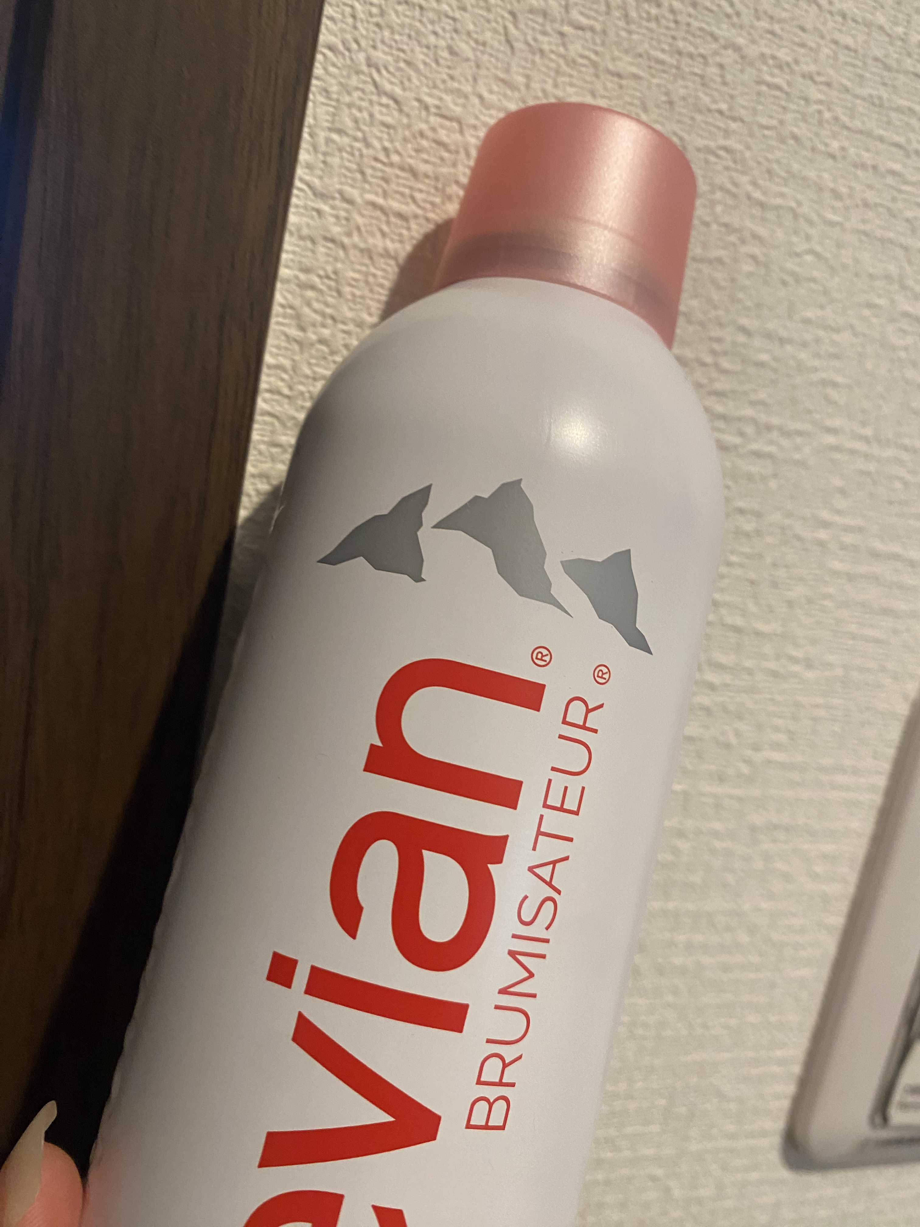 フェイシャルスプレー/エビアン/ミスト状化粧水を使ったクチコミ（1枚目）