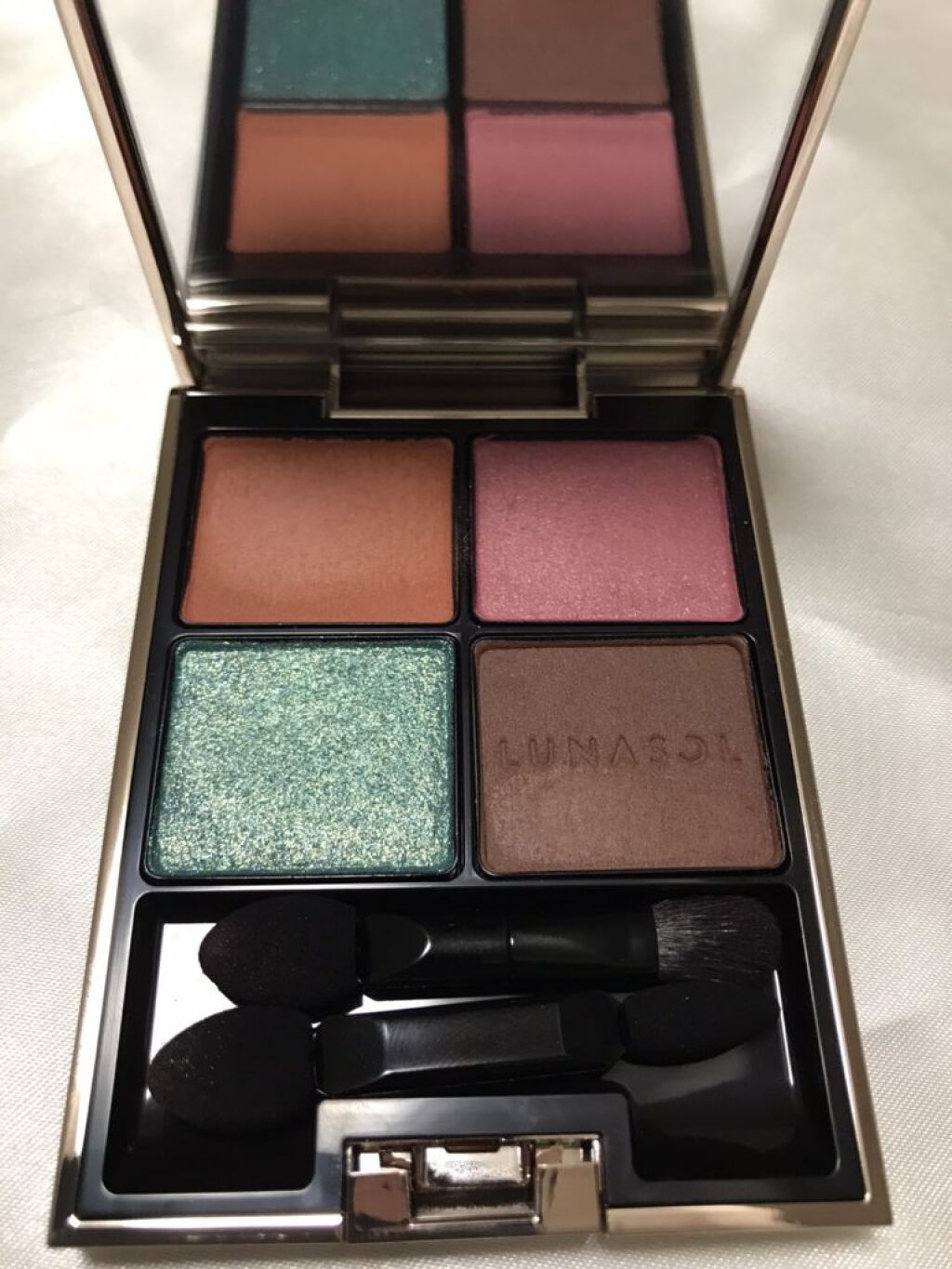 アイカラーレーション/LUNASOL/アイシャドウパレットを使ったクチコミ(1枚目)