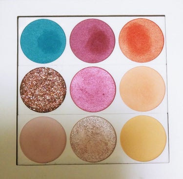 BLOOM BABY, BLOOM! eyeshadow palette/essence/パウダーアイシャドウを使ったクチコミ（3枚目）