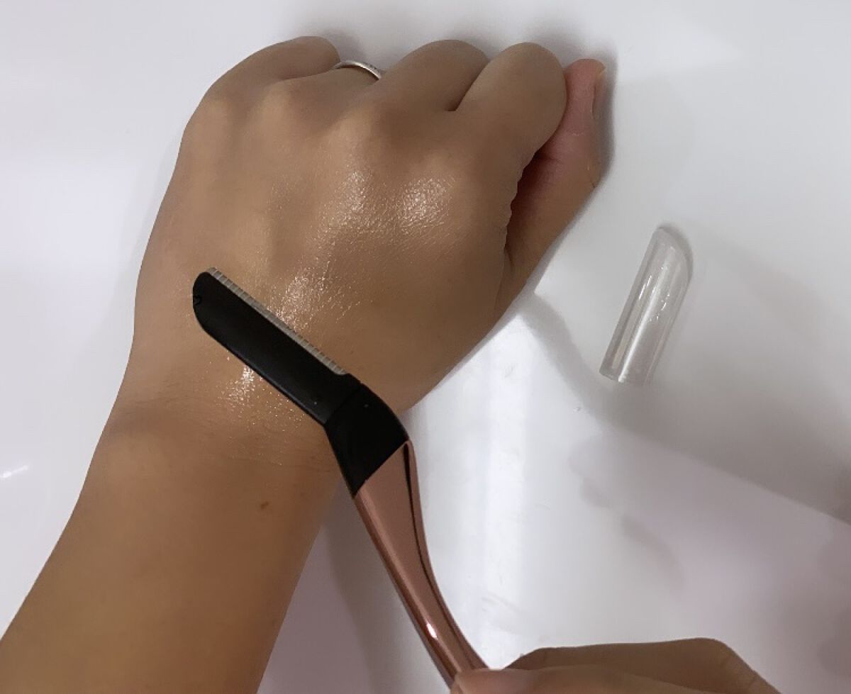 サロンプラス トーンアップ フェイススムーサー ホルダー（刃付き）/サロンプラス/シェーバーを使ったクチコミ（2枚目）