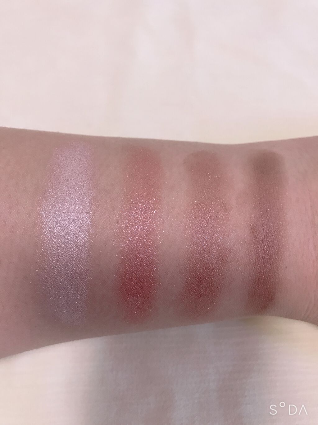 シルキースフレアイズ/キャンメイク/アイシャドウパレットを使ったクチコミ（3枚目）