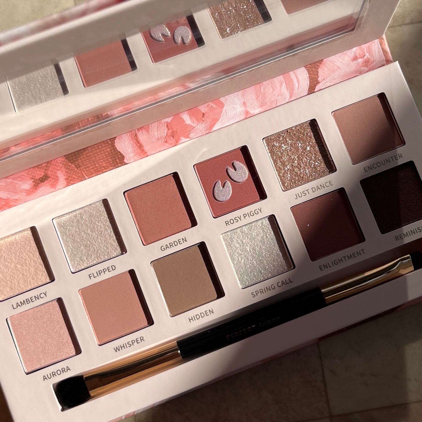 エクスプローラ12色 動物アイシャドウパレット/PERFECT DIARY/アイシャドウパレットを使ったクチコミ(2枚目)