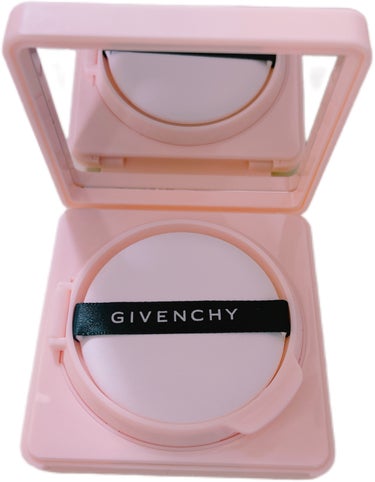 GIVENCHY スキン PFCT コンパクト クリーム Ｎのクチコミ「GIVENCHY
スキン PFCT コンパクト クリーム Ｎ

┈┈┈┈┈┈┈┈┈┈┈┈┈┈┈.....」（3枚目）