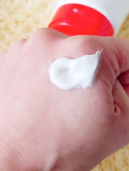 dotbye 毛穴いちご洗顔 ブラック/コスメテックスローランド/洗顔フォームを使ったクチコミ(4枚目)