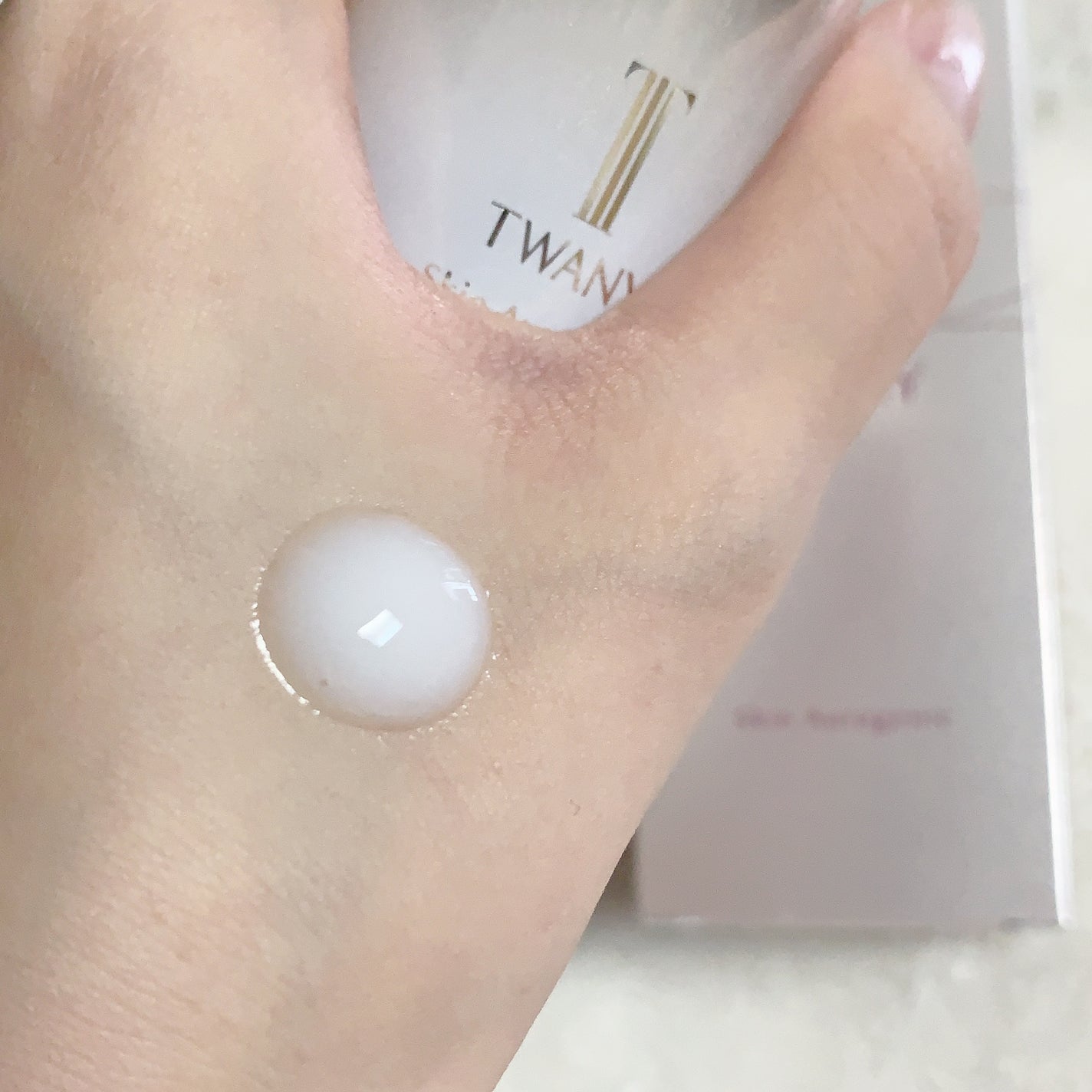 スキンオーラジェニック/TWANY/美容液を使ったクチコミ(3枚目)