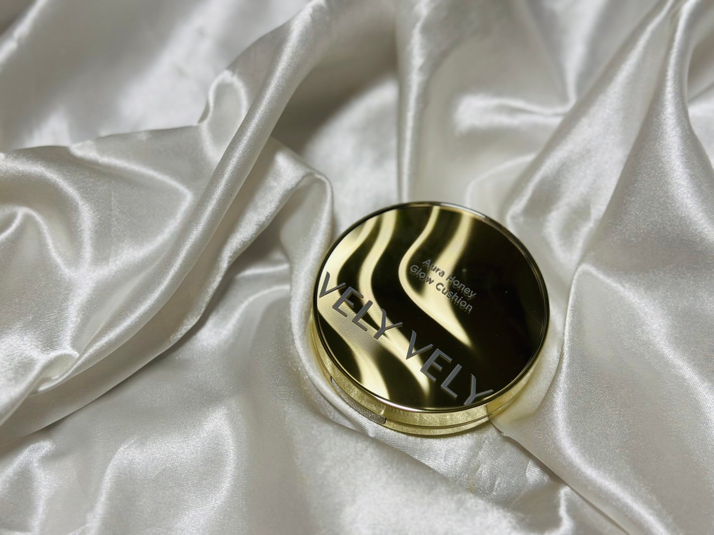 はちみつツヤ肌クッションファンデ/VELY VELY/クッションファンデーションを使ったクチコミ(1枚目)