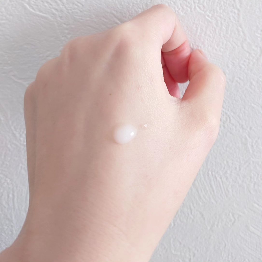 8x4 アロマスイッチ 涼感ネックジェル パリスブーケの香り/８ｘ４/デオドラント・制汗剤を使ったクチコミ（3枚目）