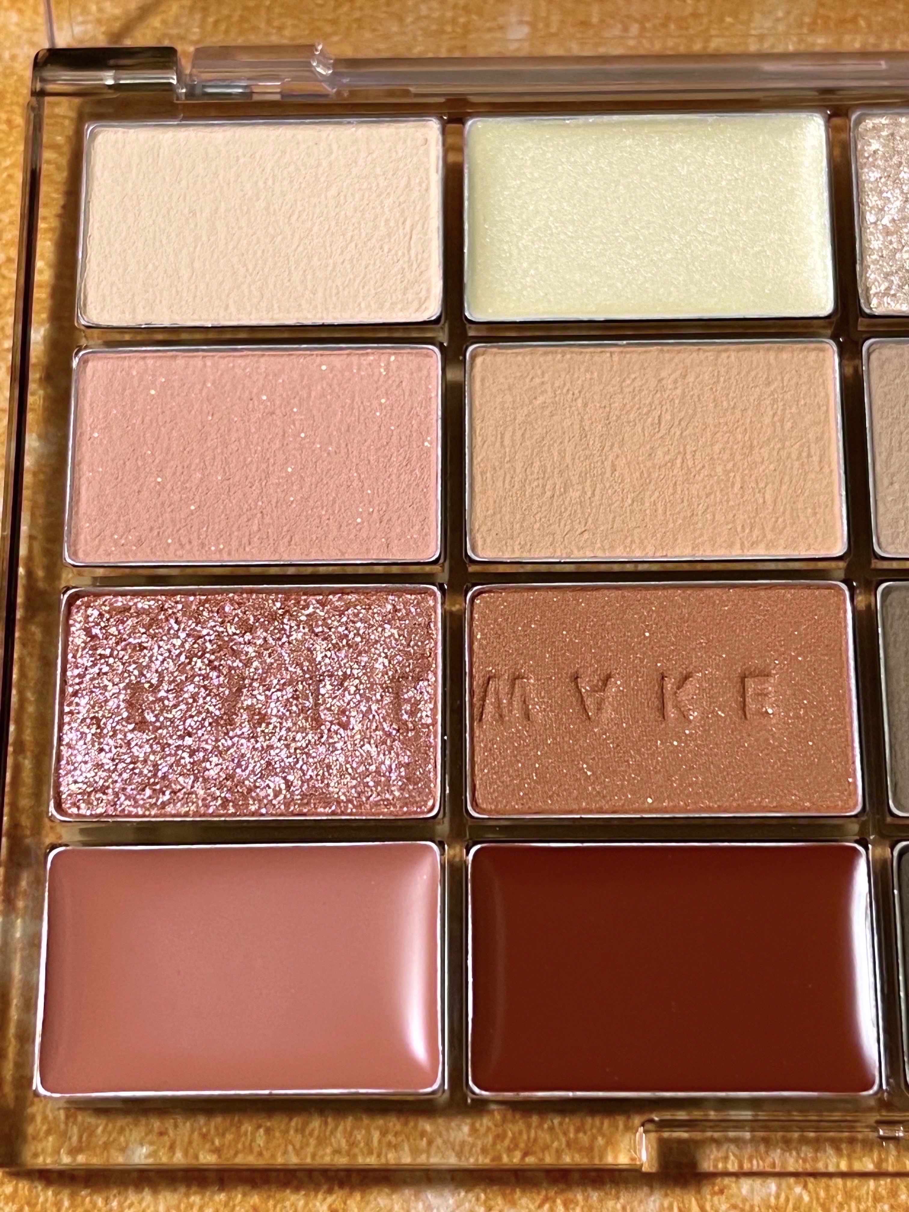 ソフトブラーリングアイパレット/wakemake/アイシャドウパレットを使ったクチコミ（3枚目）