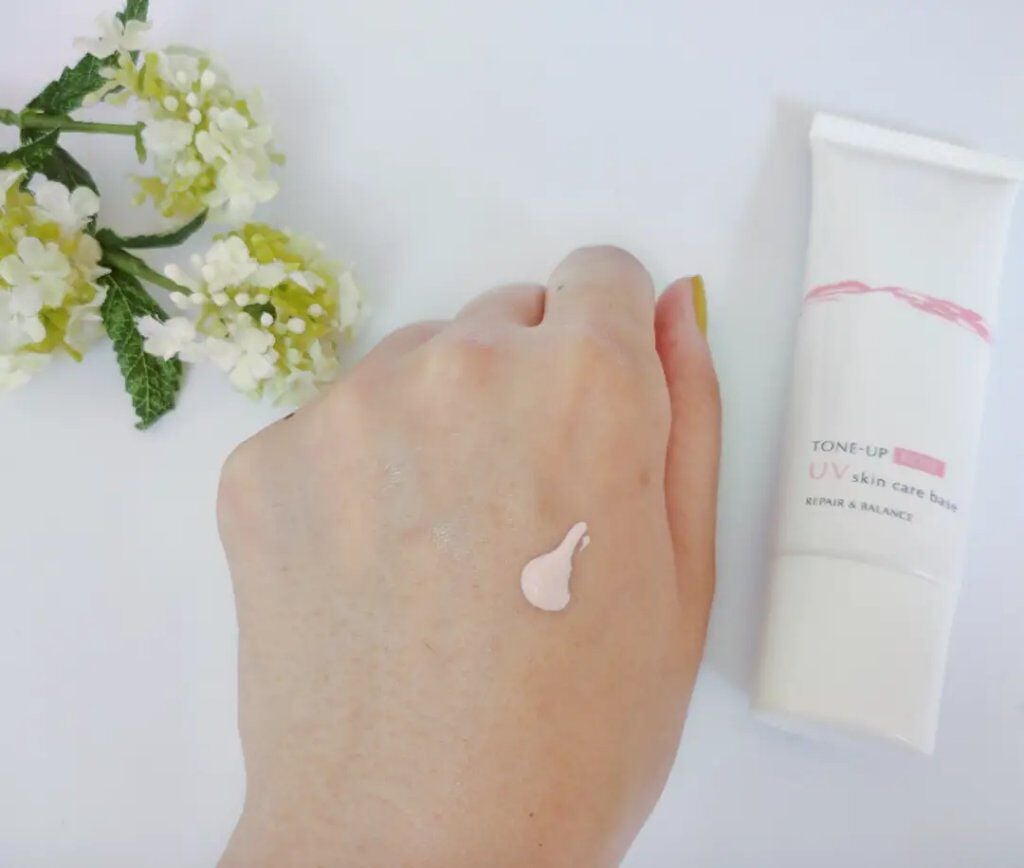 リペア&バランス スキンケアUVベース<トーンアップローズ>/Repair&Balance/日焼け止めクリームを使ったクチコミ(2枚目)