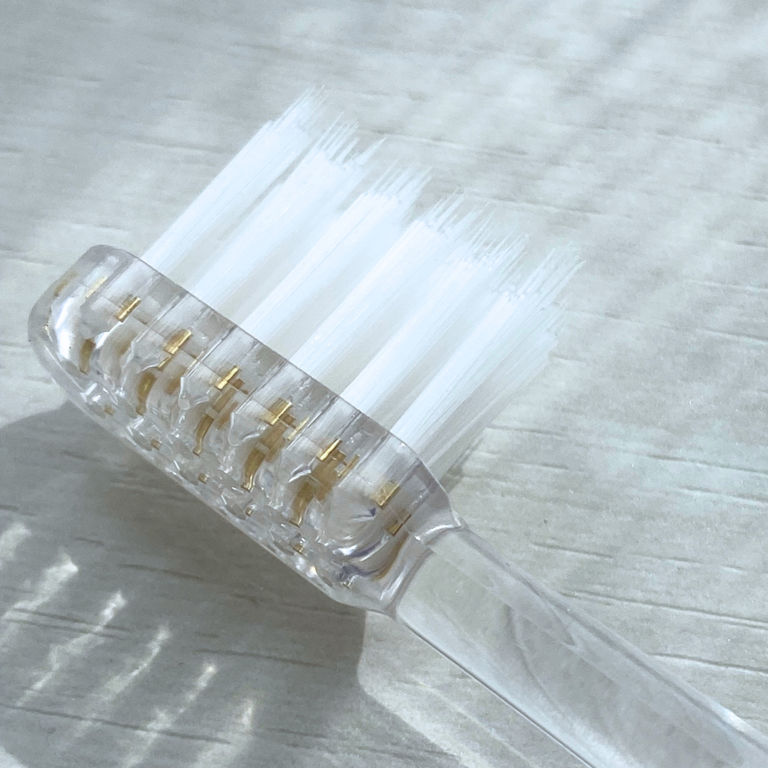 アパガードクリスタル歯ブラシ/アパガード/歯ブラシを使ったクチコミ(3枚目)