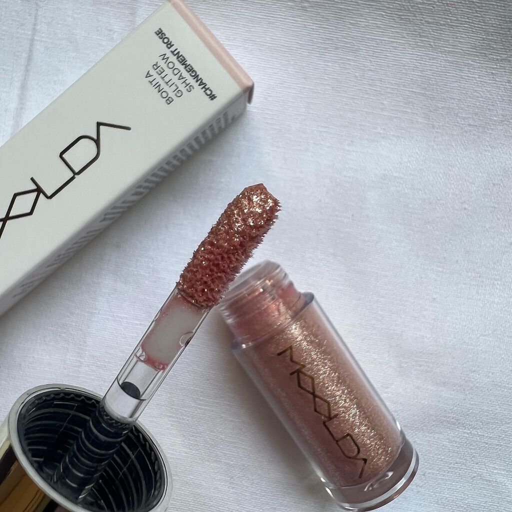 ボニータグリッターシャドウ/MOOLDA/グリッターを使ったクチコミ(4枚目)