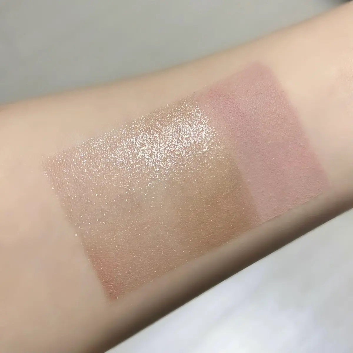 フェイス スタイリスト/SNIDEL BEAUTY/アイシャドウパレットを使ったクチコミ(3枚目)