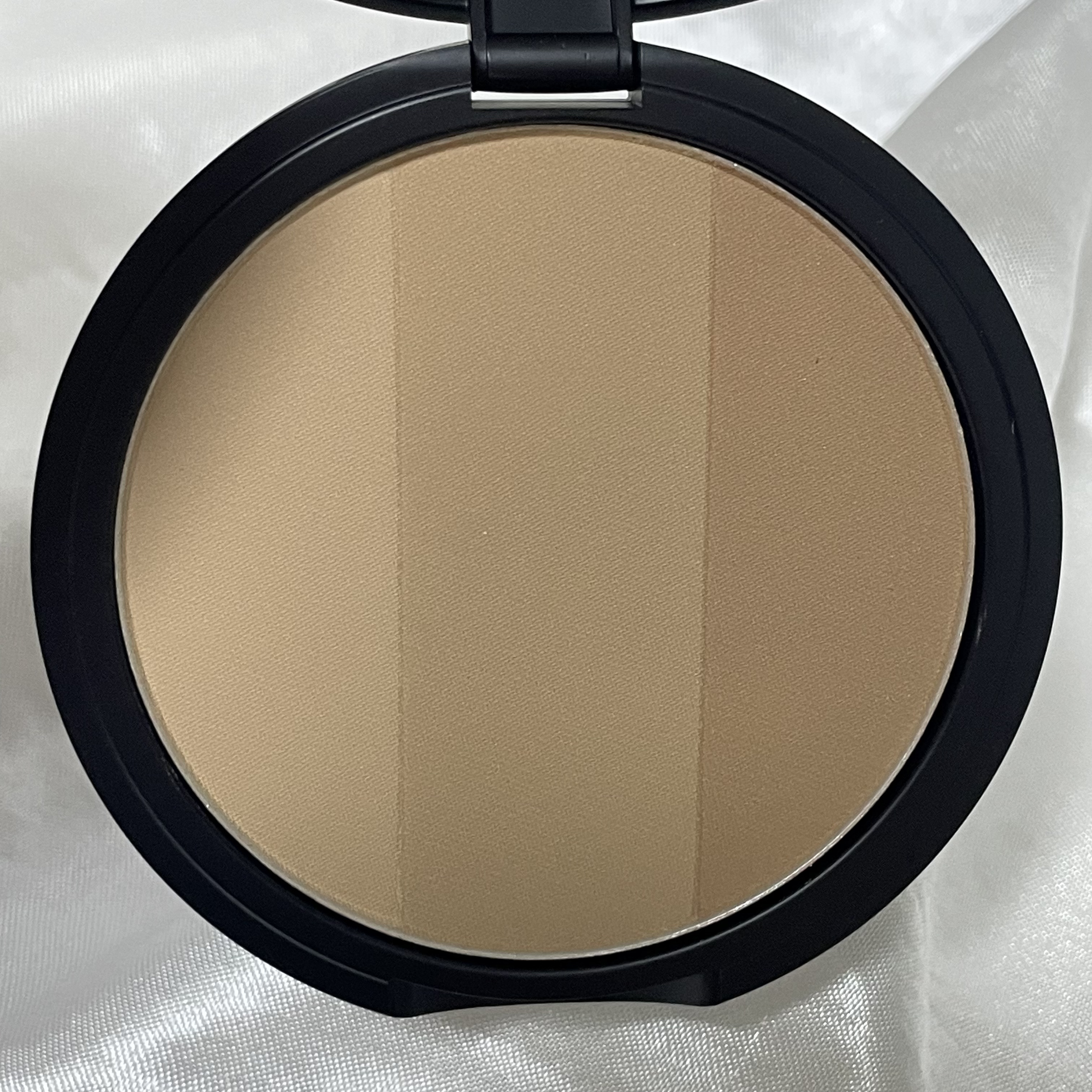 アートクラスバイロダン シェーディング/too cool for school/シェーディングを使ったクチコミ（3枚目）