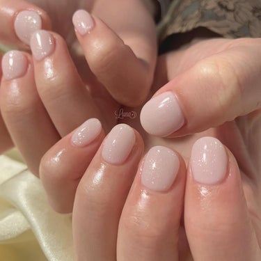 Iuna. Mizuki on LIPS 「.Babypink🩰#nail#nailstagram#gel..」（2枚目）