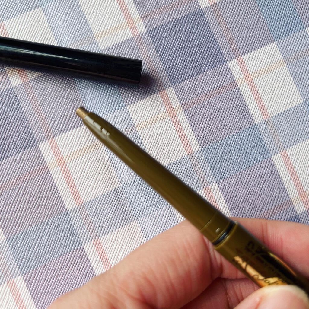 アヴァンセ ジョリ･エ ジョリ･エ クリーミィカラーライナー/アヴァンセ/ペンシルアイライナーを使ったクチコミ（2枚目）