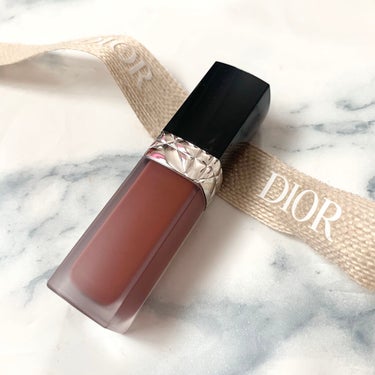 Dior ルージュ ディオール フォーエヴァー リキッドのクチコミ「本当に落ちにくい！！最強マスクプルーフリップ✨


マスク着用が日常的になっている今、
マスク.....」（1枚目）