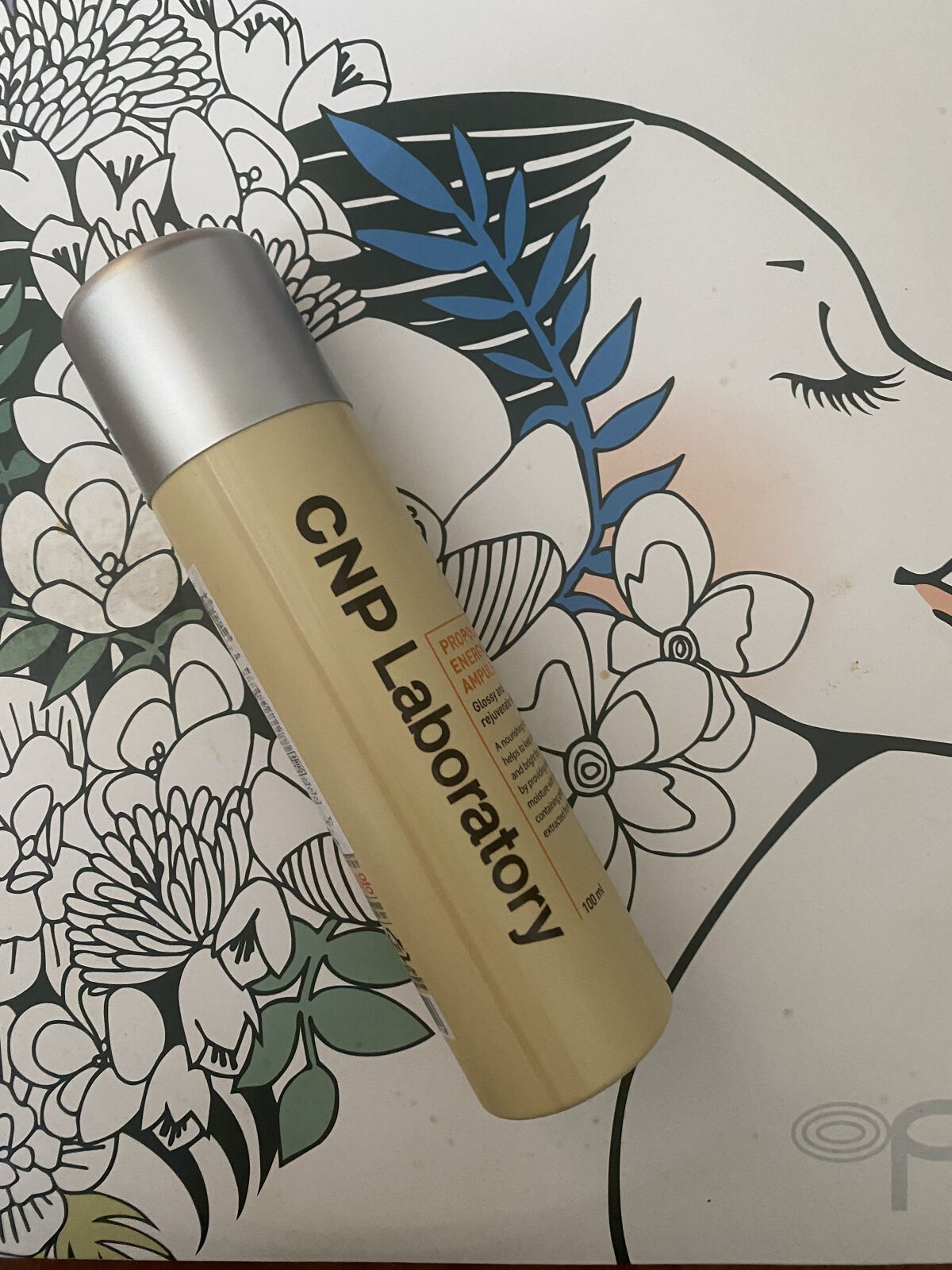 ドンキで購入しました！！
────────────
CNP Laboratory
プロP ミスト

とてもお安く購入しました
安くても999円だけど
700円ほどで買えました！！
ビックリ‼️

使ってみるとミストが細かく
ツヤハリが出る
