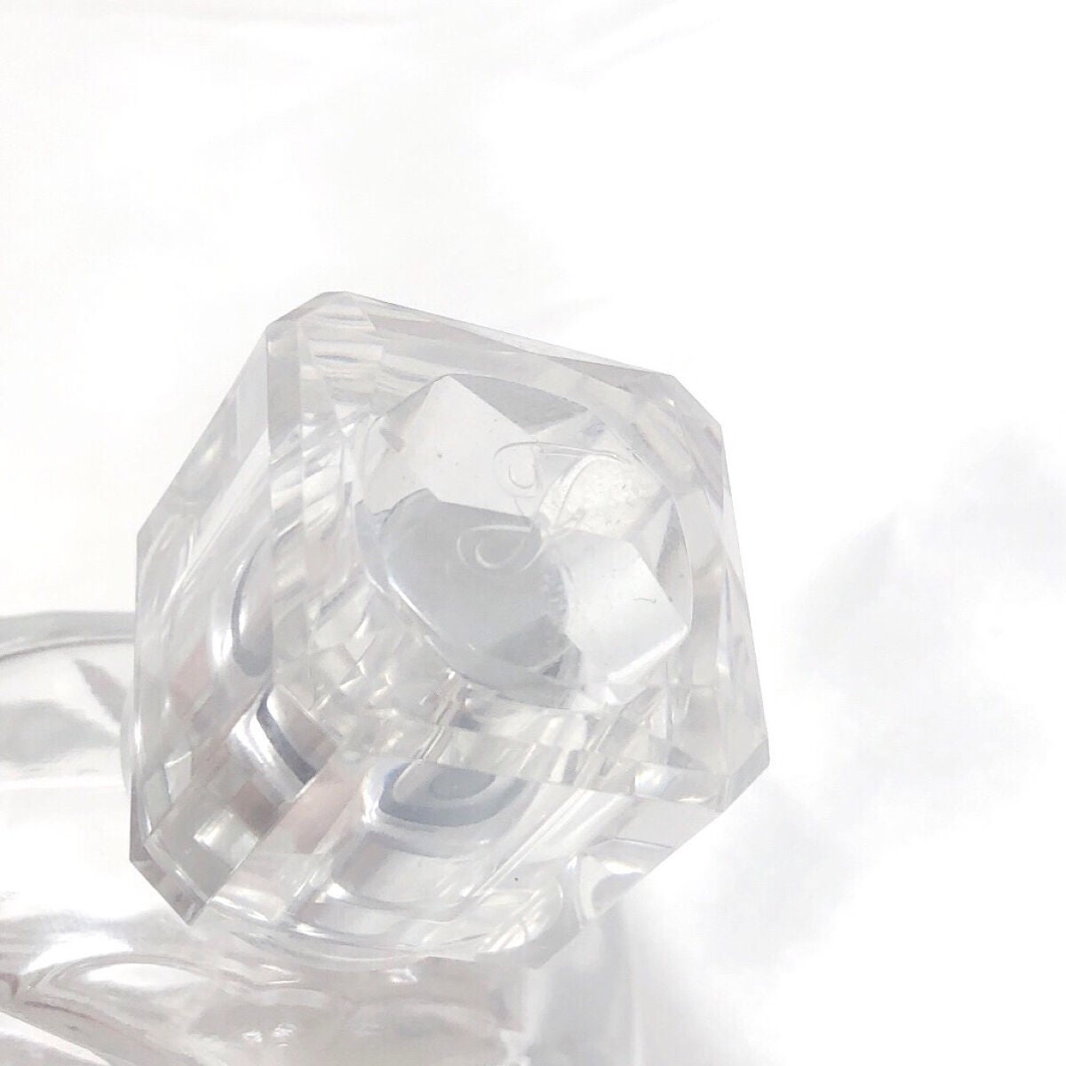 ジルスチュアート オード ホワイトフローラル/JILL STUART/香水(レディース)を使ったクチコミ(7枚目)