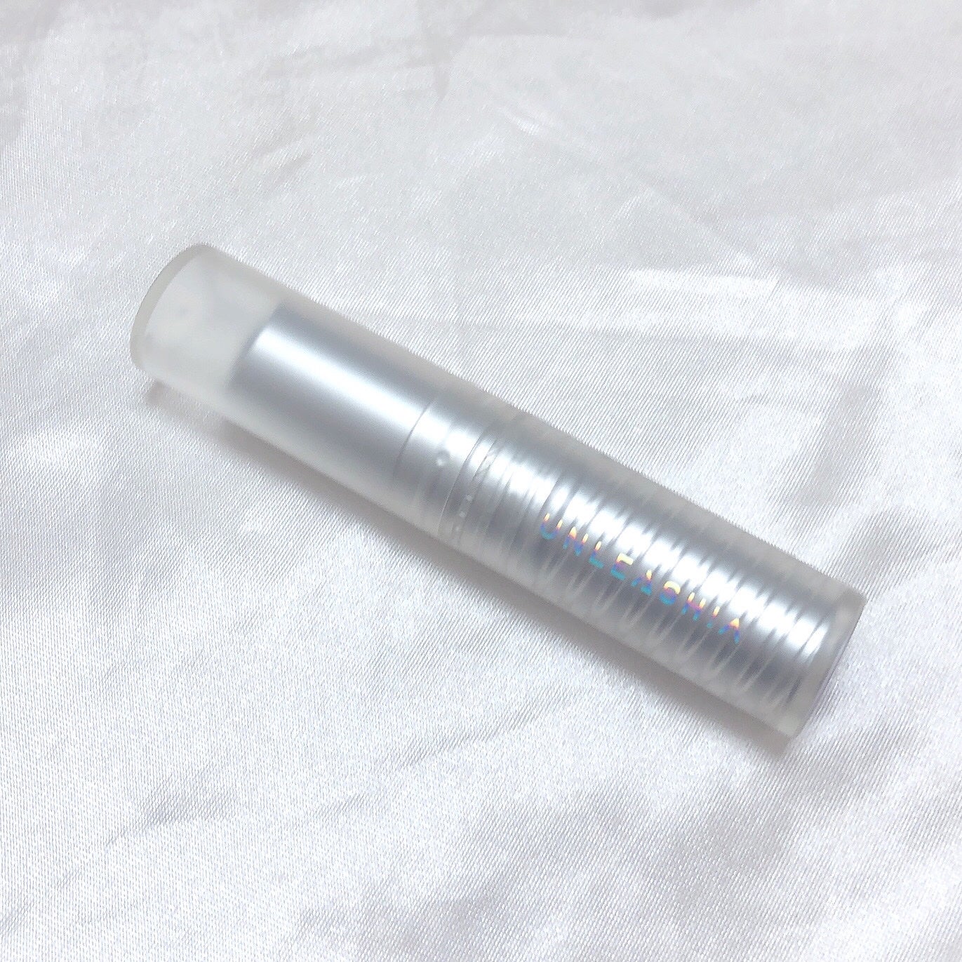 グリッタリーウェブリップバーム/unleashia/リップケアを使ったクチコミ(3枚目)