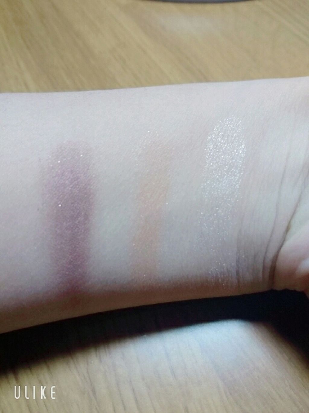 トーンアップアイシャドウ/CEZANNE/アイシャドウパレットを使ったクチコミ（3枚目）