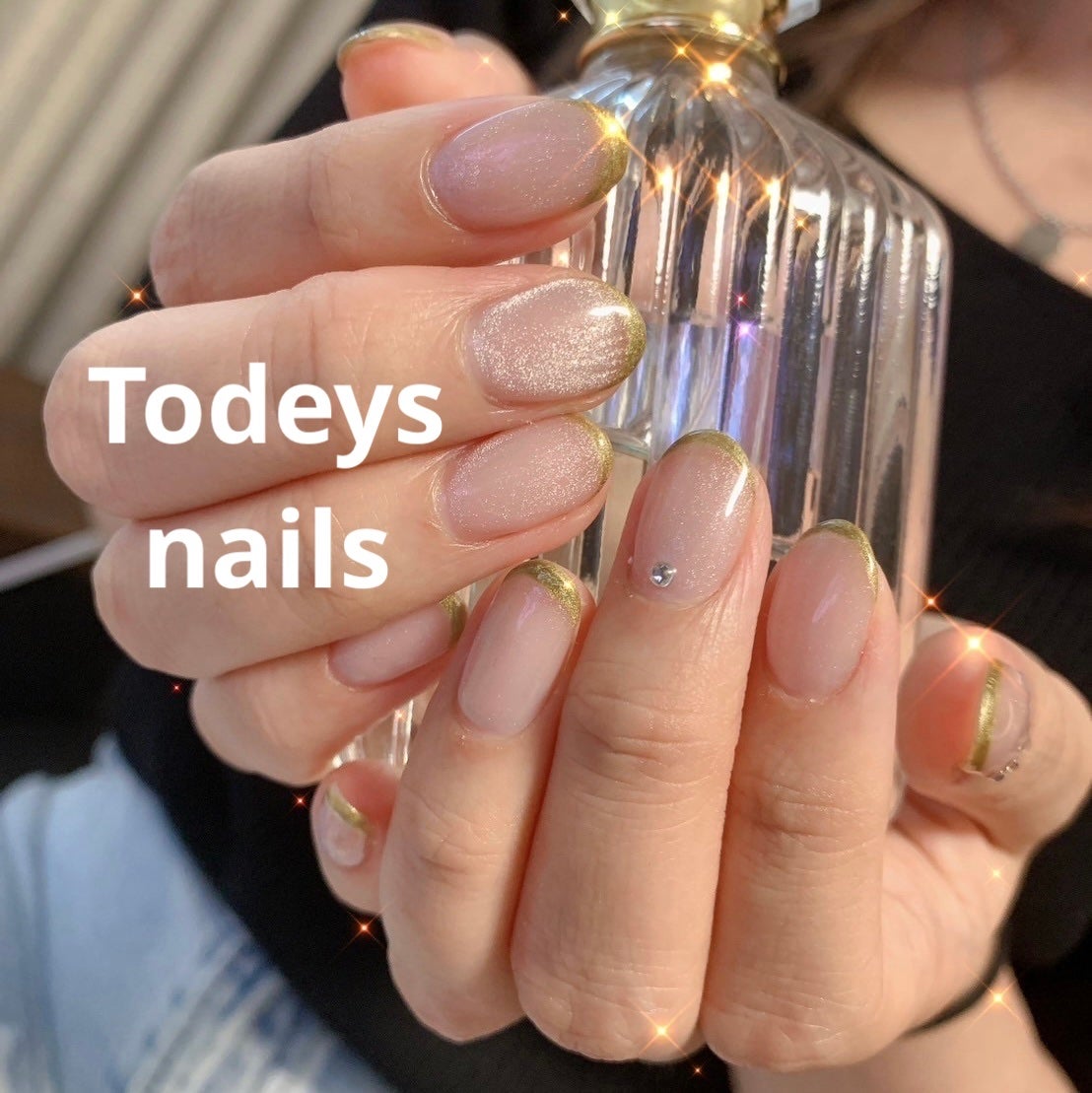 アイメイ。 on LIPS 「ネイリストの卵のお友達にやってもらいました✨初のジェルネイル!..」(1枚目)