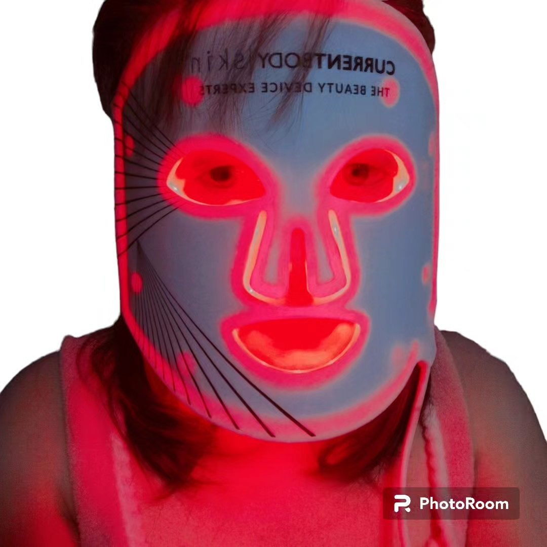 試してみた】CurrentBody skin LEDライトセラピーマスク 試してみた】CurrentBody skin LEDライトセラピーマスク