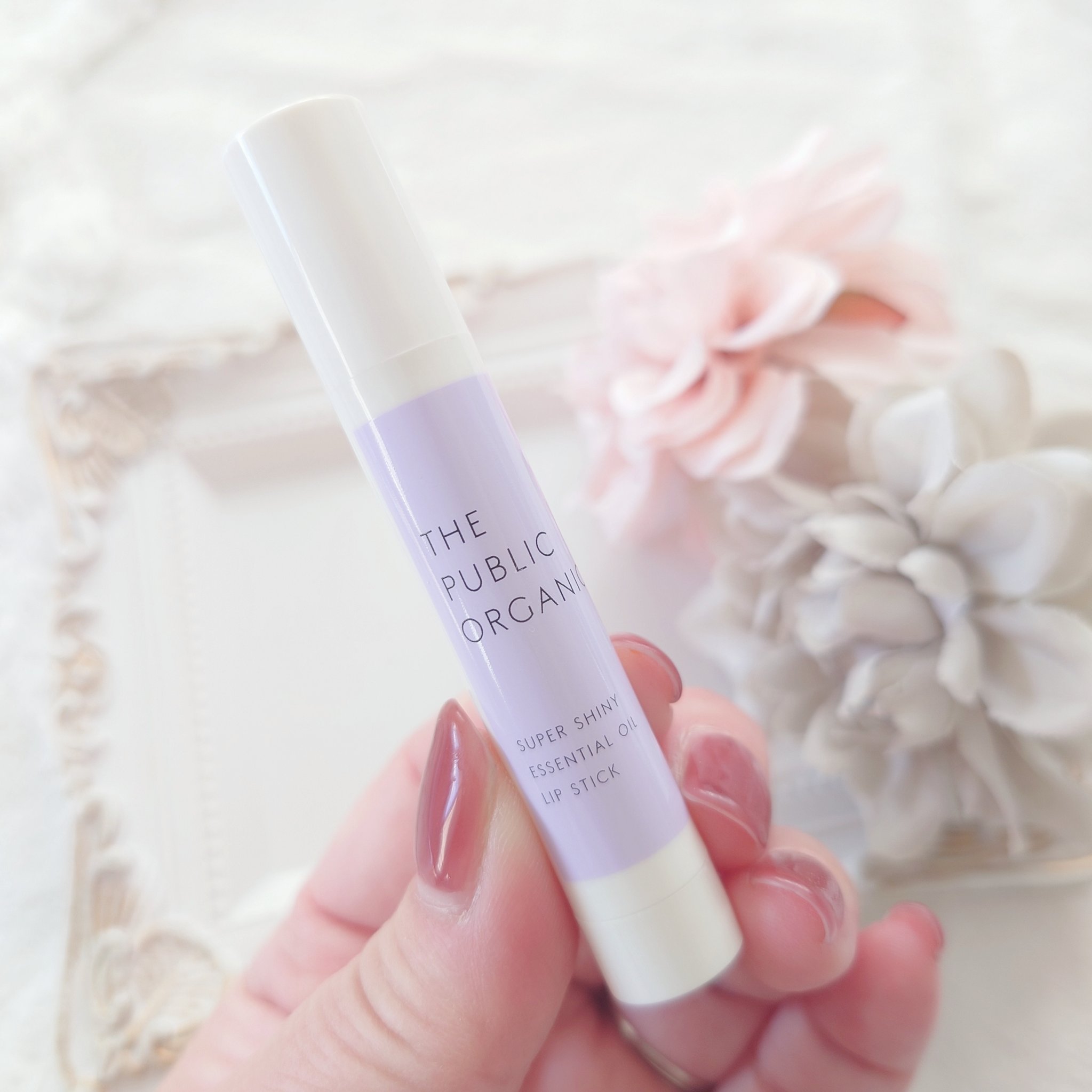 THE PUBLIC ORGANIC スーパーシャイニー リップスティックのクチコミ「THE PUBLIC ORGANIC
スーパーシャイニー リップスティック
精油リップスティッ.....」（2枚目）